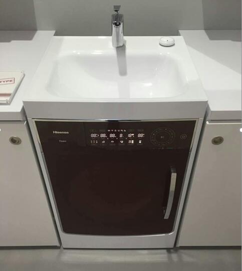 全球首臺(tái)一機(jī)三筒洗衣機(jī)亮相IFA展:海信原創(chuàng)(圖3) 全球首臺(tái)一機(jī)三筒洗衣機(jī)亮相IFA展:海信原創(chuàng)(圖3)